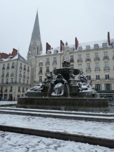 Place royale sous la neige